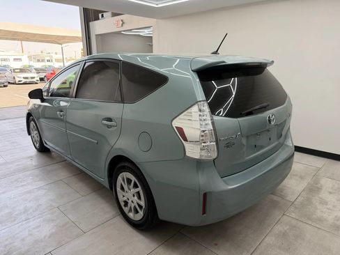 Used 2013 Toyota Prius V Two FWD image 5