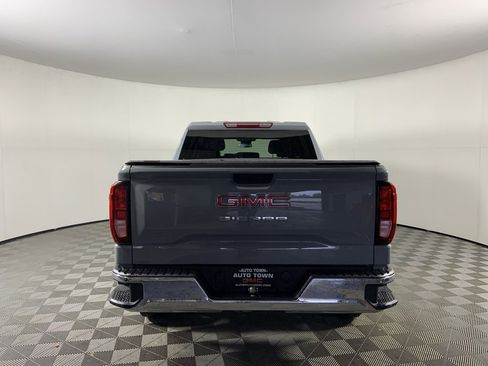 Used 2025 GMC Sierra 1500 Pro w/ Convenience Package image 8
