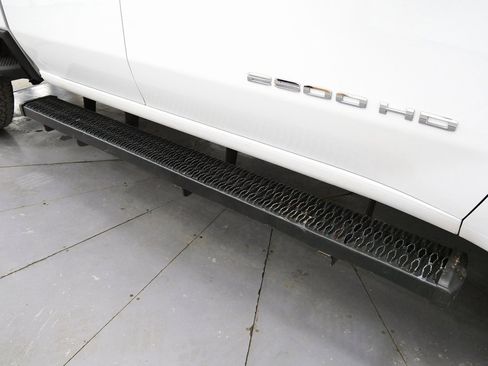 Used 2022 GMC Sierra 2500 SLE w/ X31 Off-Road Package image 36