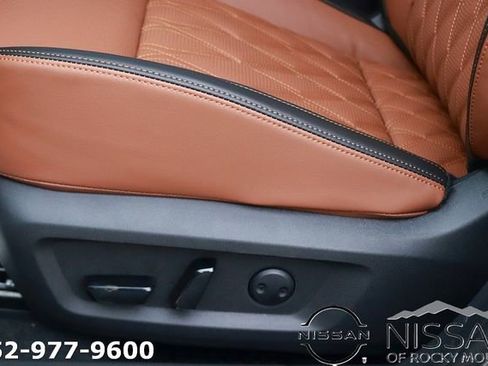 New 2026 Nissan Rogue Platinum w/ Platinum Premium Package AWD/4WD image 16