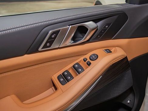 Used 2026 BMW X5 xDrive50e w/ Parking Assistance Package image 14