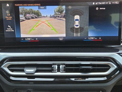 Used 2024 BMW 230i Coupe w/ Premium Package RWD image 7