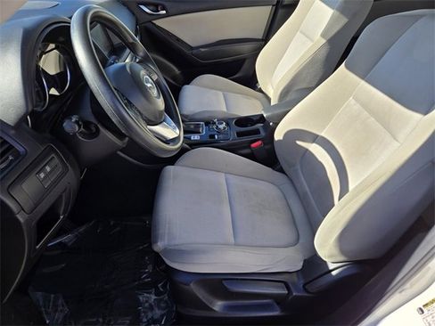 Used 2016 MAZDA CX-5 Sport w/ Rear Camera Package image 10