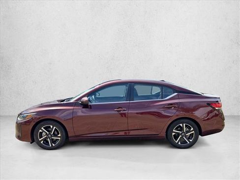 Used 2025 Nissan Sentra SV FWD image 9