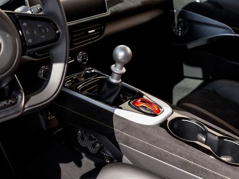 New 2025 Lotus Emira image 10