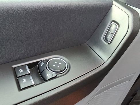 Used 2024 Ford F550 4x4 Regular Cab Super Duty image 19