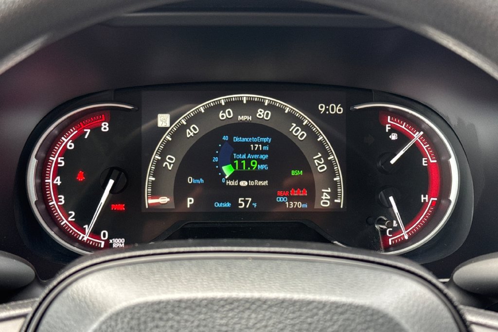 Certified 2024 Toyota RAV4 LE FWD image 22