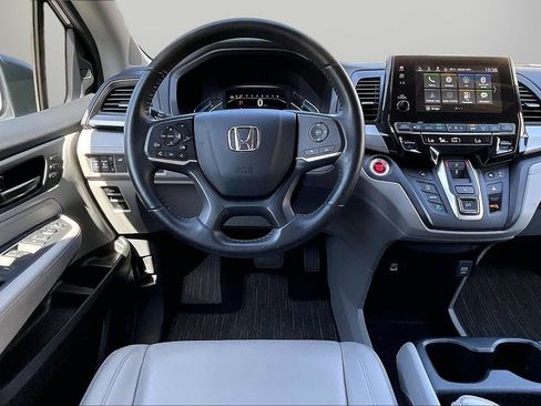 Used 2024 Honda Odyssey EX-L image 11
