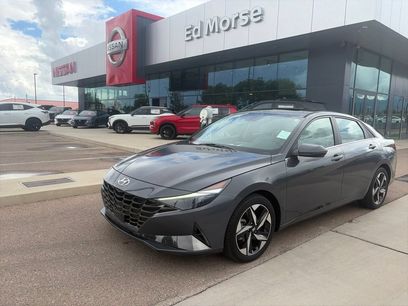 Used 2023 Hyundai Elantra Limited