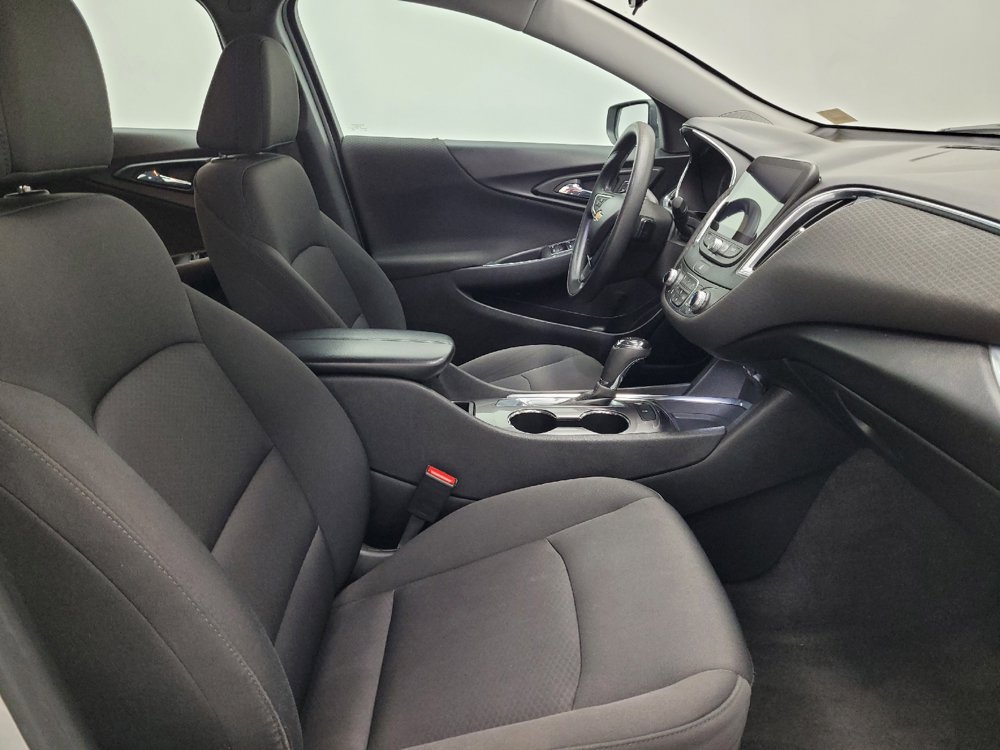 Used 2019 Chevrolet Malibu LT FWD image 21
