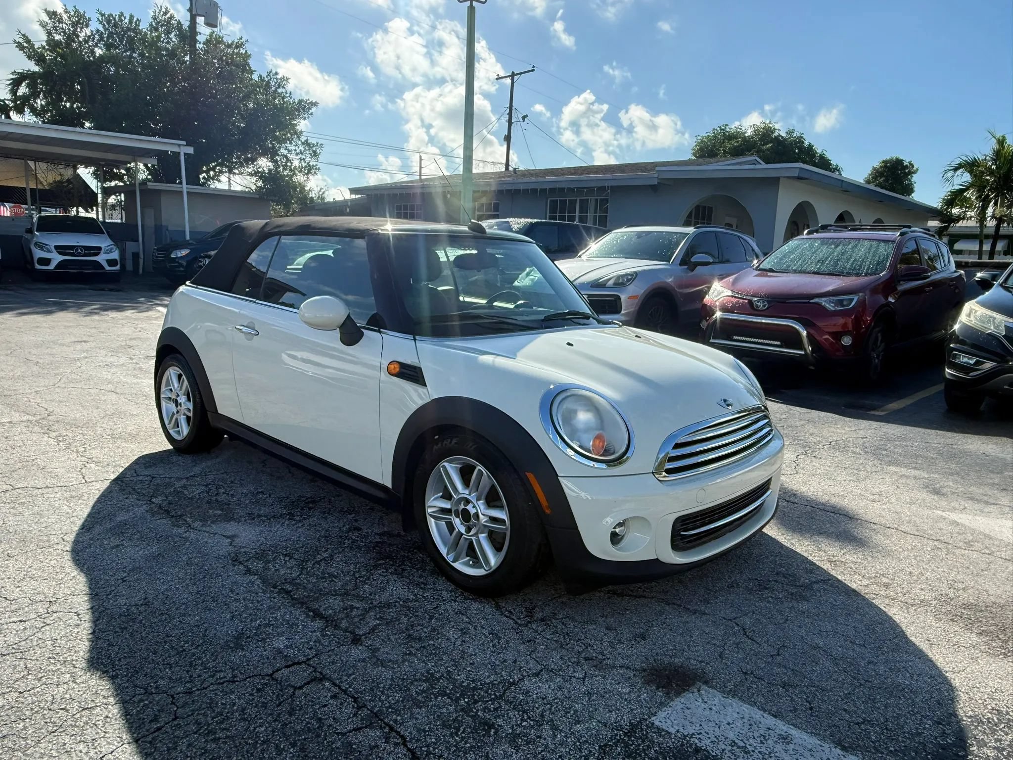 Used 2012 MINI Cooper Convertible FWD image 7