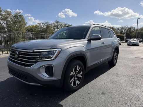 New 2026 Volkswagen Atlas SE image 7