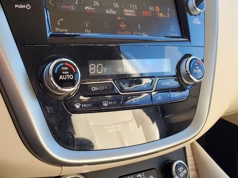 Used 2023 Nissan Murano SV image 30