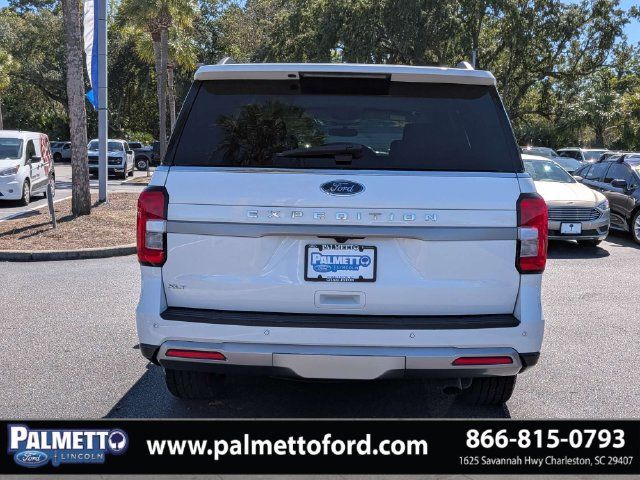 Used 2024 Ford Expedition XLT RWD image 5