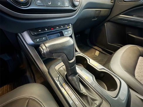 Used 2019 Chevrolet Colorado Z71 image 16