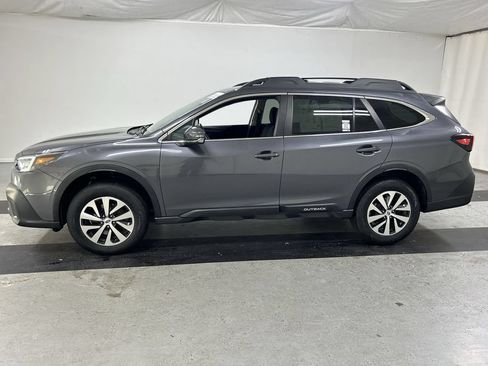 Used 2022 Subaru Outback Premium AWD/4WD image 6