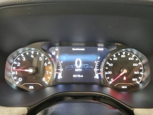 Used 2024 Jeep Compass Latitude AWD/4WD image 13