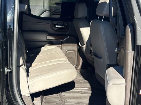 Used 2022 GMC Sierra 1500 SLT image 25