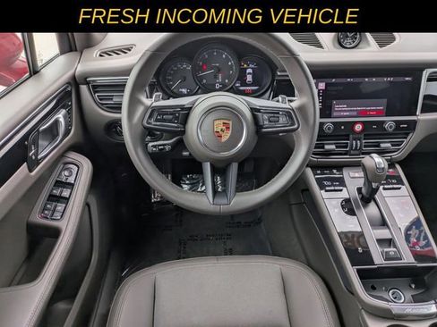 Used 2024 Porsche Macan image 13