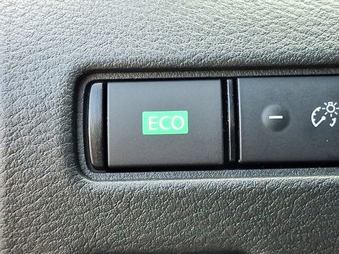 Used 2025 Nissan Sentra SV w/ All-Weather Package FWD image 25