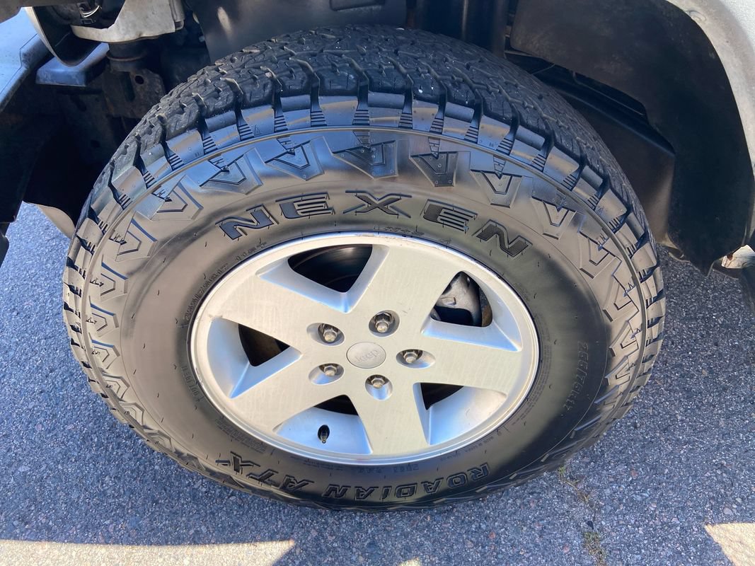 Used 2012 Jeep Wrangler Unlimited Sport AWD/4WD image 8