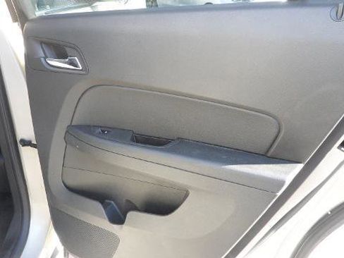 Used 2011 Chevrolet Equinox LT w/ All-Star Package image 16