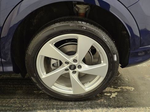 Used 2025 Audi Q5 Prestige image 7