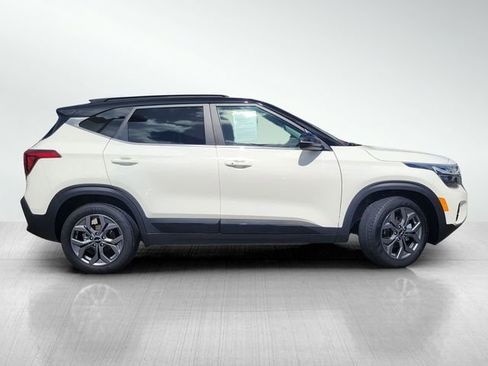 Used 2024 Kia Seltos S FWD image 3
