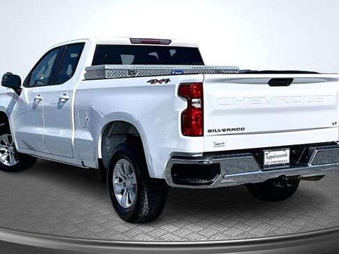 Used 2021 Chevrolet Silverado 1500 LT image 4