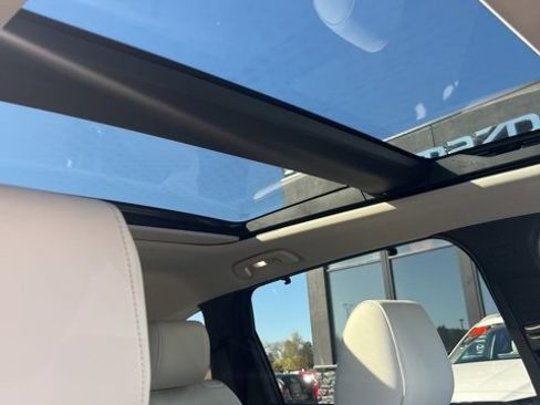 Used 2024 MAZDA CX-90 3.3 Turbo S w/ Premium Plus image 22