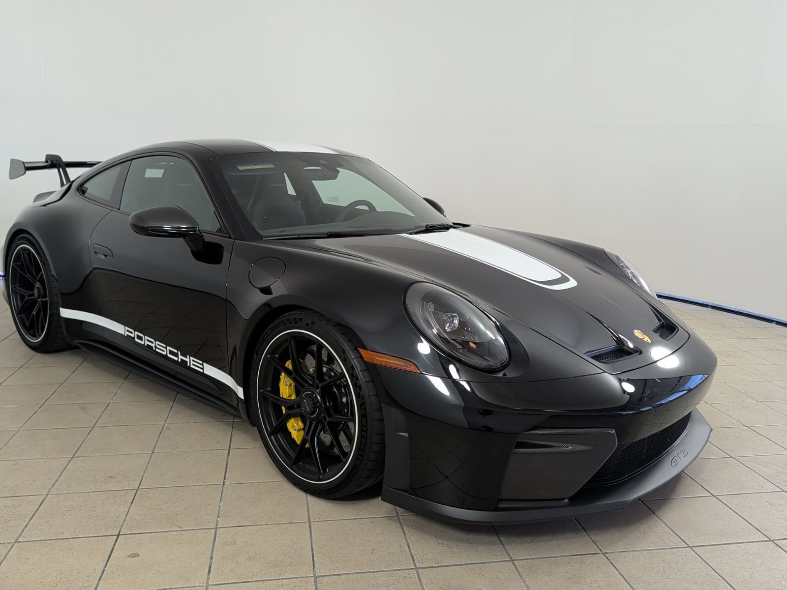 Used 2026 Porsche 911 GT3 RWD image 3