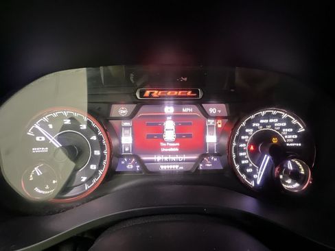 Used 2019 RAM 1500 Rebel w/ Rebel Level 2 Equipment Group AWD/4WD image 19