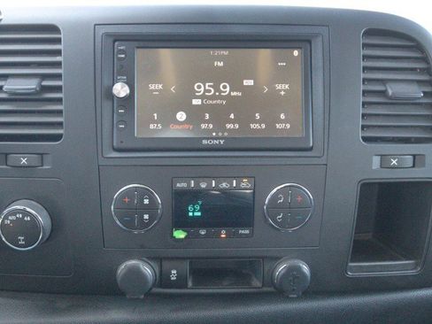 Used 2013 Chevrolet Silverado 1500 LT w/ All-Star Edition AWD/4WD image 21