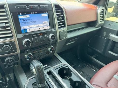 Used 2018 Ford F150 Platinum w/ Equipment Group 701A Luxury AWD/4WD image 86
