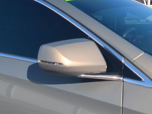 Used 2018 Cadillac XTS Luxury image 11