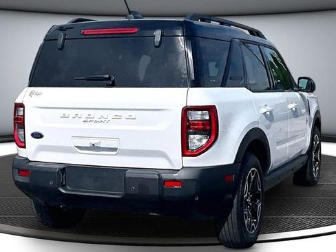 Used 2025 Ford Bronco Sport Outer Banks w/ Outer Banks Tech Package+ AWD/4WD image 6