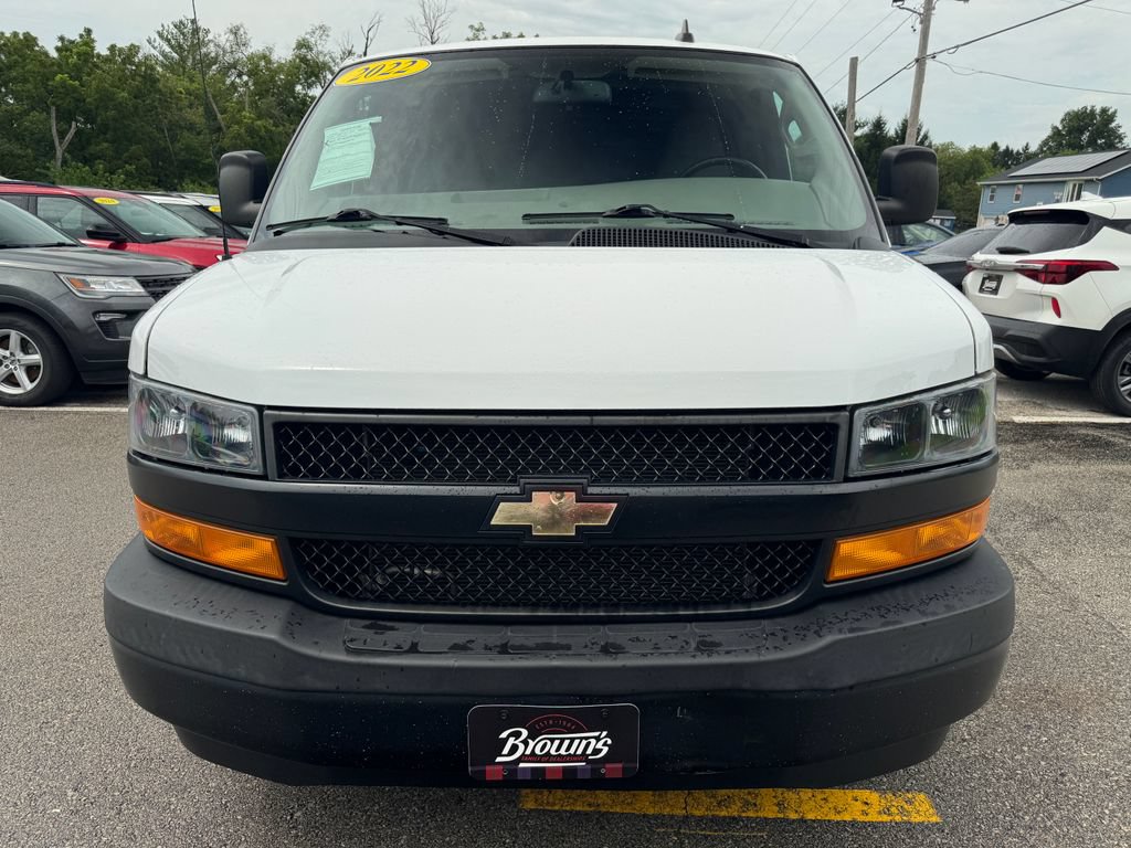 Used 2022 Chevrolet Express 3500 Extended w/ Driver Convenience Package RWD image 2