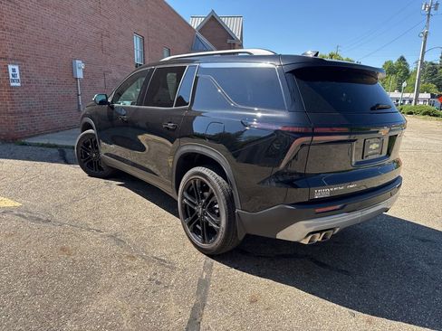Used 2026 Chevrolet Traverse LT w/ LPO, Floor Liner Package AWD/4WD image 5