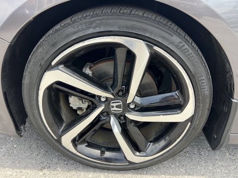 Used 2018 Honda Accord Sport image 20