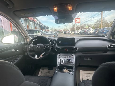 Used 2023 Hyundai Santa Fe SEL w/ Cargo Package image 15