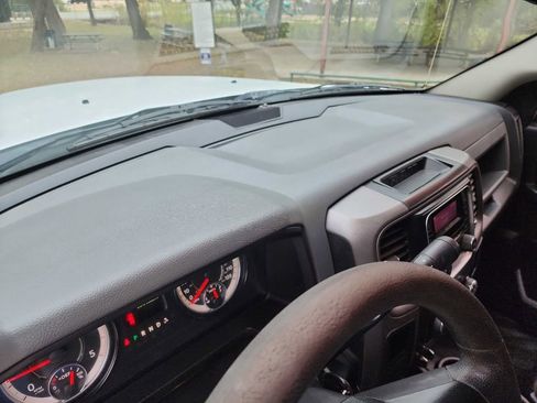 Used 2018 RAM 2500 Tradesman w/ Popular Equipment Group image 19