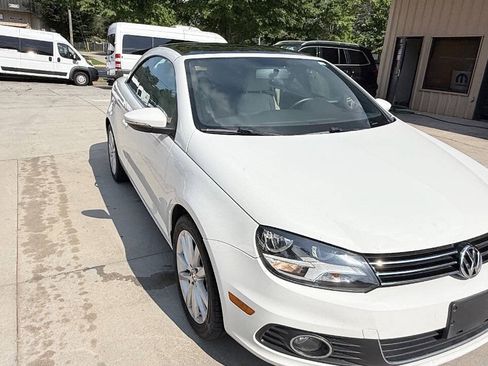 Used 2012 Volkswagen Eos Komfort FWD image 72