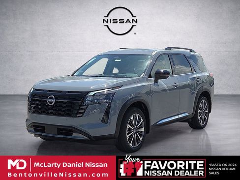 New 2026 Nissan Pathfinder Platinum AWD/4WD image 2