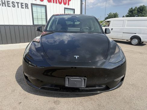 Used 2021 Tesla Model Y Long Range AWD/4WD image 3