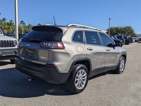 Certified 2019 Jeep Cherokee Latitude w/ Popular Appearance Group image 4