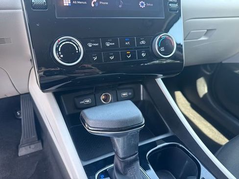 Used 2022 Hyundai Tucson SEL FWD image 17