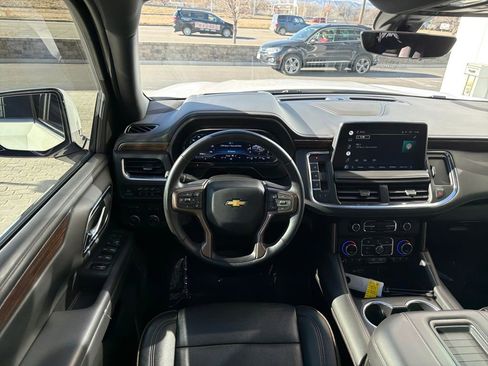 Used 2022 Chevrolet Tahoe High Country image 14