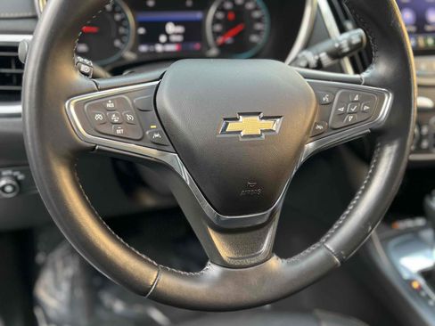 Used 2020 Chevrolet Equinox Premier image 41