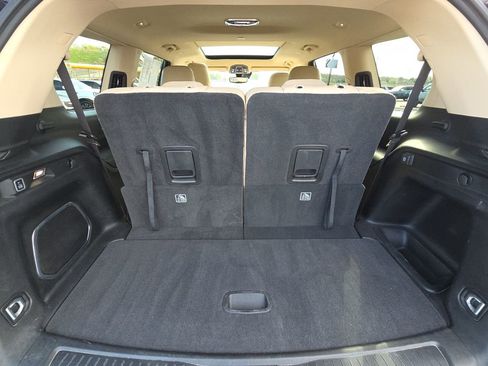 Used 2022 Jeep Grand Cherokee L Limited w/ Black Appearance Package image 34