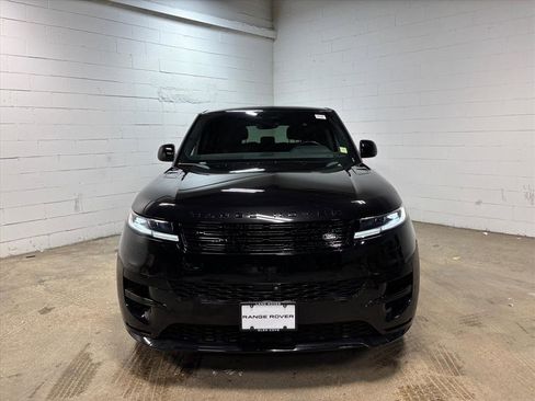 Used 2024 Land Rover Range Rover Sport Dynamic SE image 3